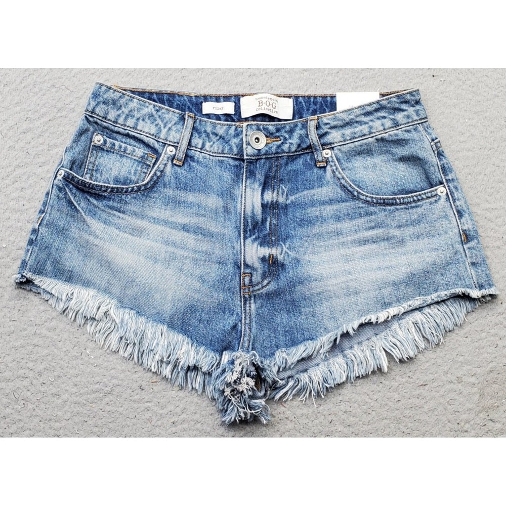 Band Of Gypsies Riley Shorts Womens 26 Blue‎ Denim Stretch Whiskered Raw Hem
